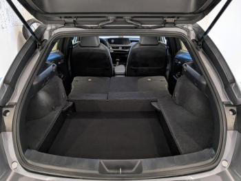Photo 9 du bon plan LEXUS UX 250h 2WD Premium Edition MY21 occasion à 26500 €