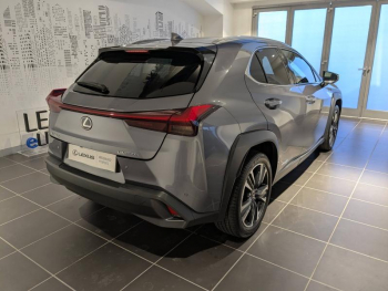 Photo 12 du bon plan LEXUS UX 250h 2WD Premium Edition MY21 occasion à 26500 €