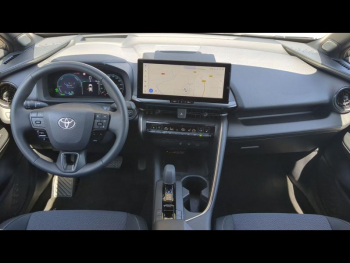 Photo 13 du bon plan TOYOTA C-HR 2.0 Hybride Rechargeable 225ch Collection NG23 occasion à 41500 €