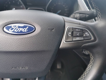 Photo 9 du bon plan FORD C-MAX 1.0 EcoBoost 125ch Stop&Start Sport Euro6.2 occasion à 11900 €