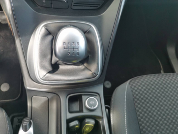 Photo 12 du bon plan FORD C-MAX 1.0 EcoBoost 125ch Stop&Start Sport Euro6.2 occasion à 11900 €