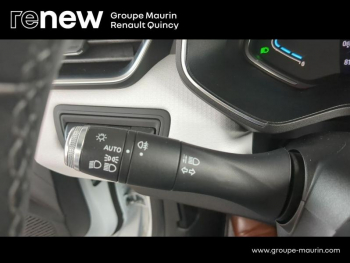 Photo 13 du bon plan RENAULT Clio 1.6 E-Tech 140ch Intens -21 occasion à 16490 €