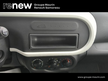 Photo 22 du bon plan RENAULT Twingo 1.0 SCe 65ch Life - 20 occasion à 9500 €