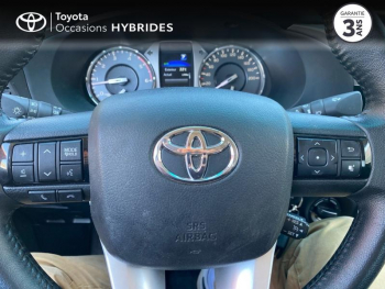 Photo 13 du bon plan TOYOTA Hilux VUL 2.4 D-4D X-Tra Cabine LÃ©gende 4WD BVA RC23 occasion à 41990 €