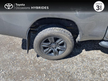 Photo 16 du bon plan TOYOTA Hilux VUL 2.4 D-4D X-Tra Cabine LÃ©gende 4WD BVA RC23 occasion à 41990 €