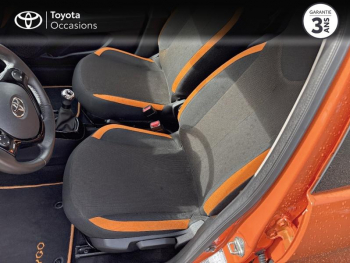 Photo 11 du bon plan TOYOTA Aygo 1.0 VVT-i 72ch x-cite 2 5P MY19 occasion à 10590 €