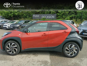 Photo 3 du bon plan TOYOTA Aygo X 1.0 VVT-i 72ch Design MY23 occasion à 15690 €