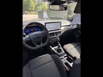 Photo 9 du bon plan FORD Focus 1.0 Flexifuel mHEV 125ch ST-Line X occasion à 26945 €