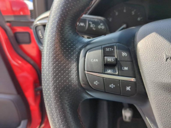 Photo 19 du bon plan FORD Fiesta 1.0 EcoBoost 140ch Stop&Start ST-Line 3p Euro6.2 occasion à 12990 €