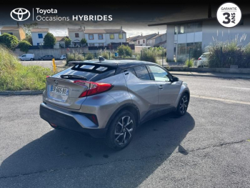 Photo 15 du bon plan TOYOTA C-HR 122h Graphic 2WD E-CVT RC18 occasion à 16490 €