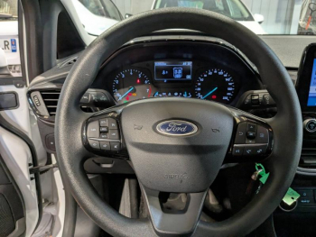 Photo 12 du bon plan FORD Fiesta 1.0 EcoBoost 95ch Cool & Connect 5p occasion à 14400 €