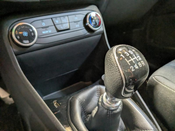 Photo 14 du bon plan FORD Fiesta 1.0 EcoBoost 95ch Cool & Connect 5p occasion à 14400 €