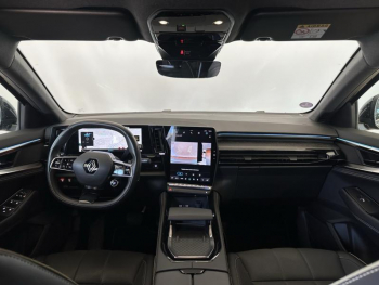 Photo 9 du bon plan RENAULT Austral 1.2 E-Tech full hybrid 200ch Iconic occasion à 34490 €