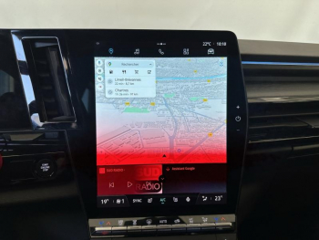 Photo 11 du bon plan RENAULT Austral 1.2 E-Tech full hybrid 200ch Iconic occasion à 34490 €