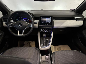 Photo 10 du bon plan RENAULT Clio 1.6 E-Tech hybride 145ch Evolution occasion à 17899 €