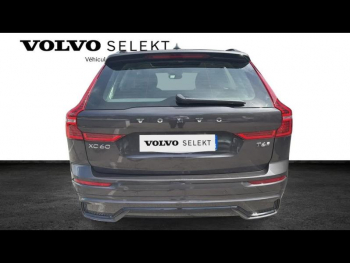 Photo 8 du bon plan VOLVO XC60 T6 Hybride Rechargeable 253 + 145ch Plus Style Dark Geartronic 8 AWD occasion à 51890 €