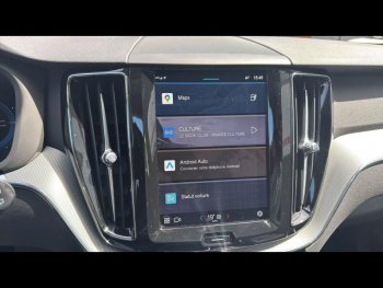 Photo 19 du bon plan VOLVO XC60 T6 Hybride Rechargeable 253 + 145ch Plus Style Dark Geartronic 8 AWD occasion à 51890 €