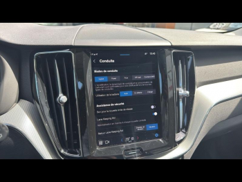 Photo 22 du bon plan VOLVO XC60 T6 Hybride Rechargeable 253 + 145ch Plus Style Dark Geartronic 8 AWD occasion à 51890 €