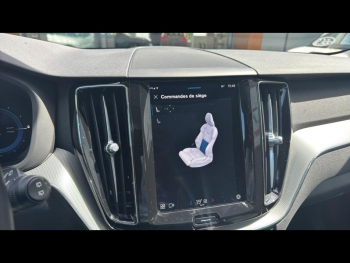 Photo 24 du bon plan VOLVO XC60 T6 Hybride Rechargeable 253 + 145ch Plus Style Dark Geartronic 8 AWD occasion à 51890 €