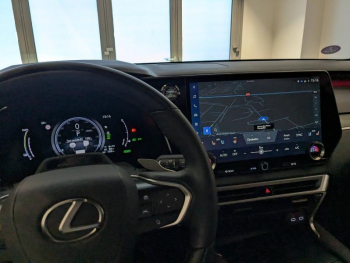 Photo 4 du bon plan LEXUS RX 450h+ 4WD Executive occasion à 67900 €