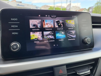Photo 16 du bon plan SKODA Kamiq 1.0 TSI Evo 110ch Ambition DSG7 occasion à 23790 €