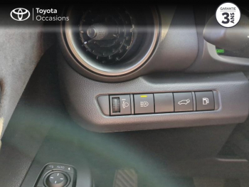 Photo 22 du bon plan TOYOTA C-HR 1.8 140ch Collection NG23 occasion à 33490 €