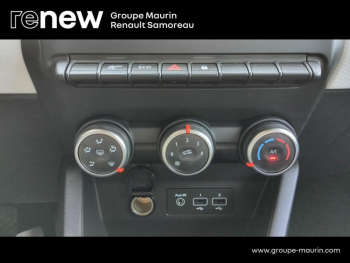 Photo 25 du bon plan RENAULT Clio 1.0 TCe 90ch Evolution occasion à 14900 €