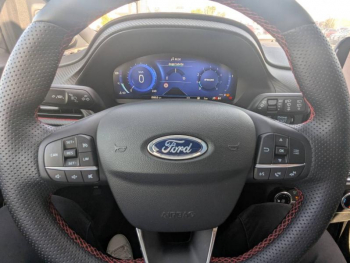 Photo 15 du bon plan FORD Puma 1.0 EcoBoost Hybrid 125ch ST Line X S&S occasion à 24950 €