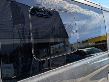 Photo 4 du bon plan FORD Transit Custom Fg VUL 320 L2H1 2.0 EcoBlue 170ch Limited BVA8 occasion à 49970 €
