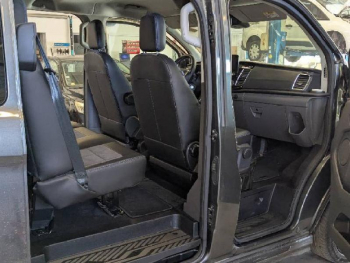 Photo 28 du bon plan FORD Transit Custom Fg VUL 320 L2H1 2.0 EcoBlue 170ch Limited BVA8 occasion à 49970 €