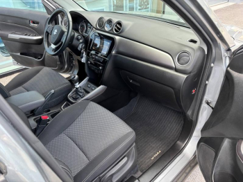 Photo 10 du bon plan SUZUKI Vitara 1.4 Boosterjet Hybrid 129ch PrivilÃ¨ge occasion à 16990 €