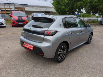 Photo 4 du bon plan PEUGEOT 208 1.2 PureTech 100ch S&S Roadtrip 118g occasion à 16200 €