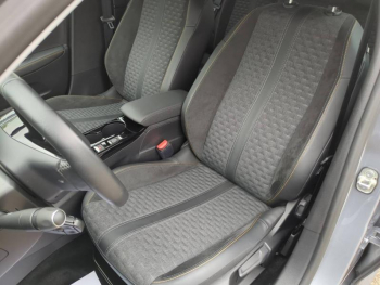 Photo 16 du bon plan PEUGEOT 208 1.2 PureTech 100ch S&S Roadtrip 118g occasion à 16200 €