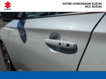 Photo 9 du bon plan SUZUKI Swift 1.2 Hybrid 83ch Pack Auto occasion à 20990 €