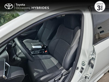 Photo 11 du bon plan TOYOTA Corolla Touring Spt 1.8 140ch Design MY24 occasion à 29790 €