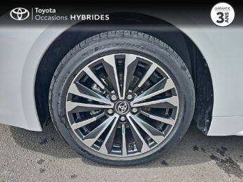 Photo 16 du bon plan TOYOTA Corolla Touring Spt 1.8 140ch Design MY24 occasion à 29790 €