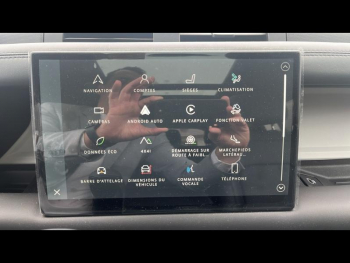 Photo 26 du bon plan LAND-ROVER Defender 110 2.0 P300e X-Dynamic HSE occasion à 115000 €