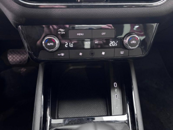 Photo 22 du bon plan SKODA Kamiq 1.0 TSI Evo 2 116ch Selection DSG7 occasion à 23990 €