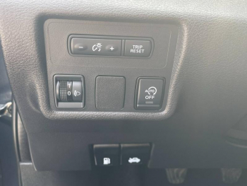 Photo 18 du bon plan NISSAN Micra 1.0 IG-T 100ch N-Connecta 2019 occasion à 10490 €