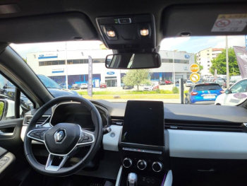 Photo 3 du bon plan RENAULT Clio 1.6 E-Tech 140ch Intens occasion à 16390 €