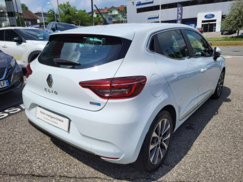 Photo 17 du bon plan RENAULT Clio 1.6 E-Tech 140ch Intens occasion à 16390 €