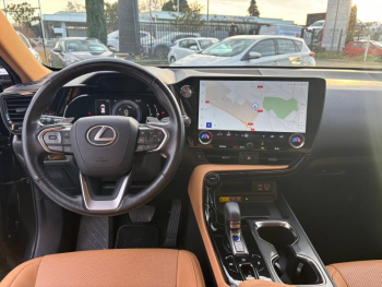 Photo 12 du bon plan LEXUS NX 350h 2WD Luxe occasion à 41890 €