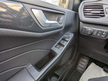 Photo 5 du bon plan FORD Kuga 2.5 Duratec 190ch FHEV E85 ST-Line BVA occasion à 23490 €