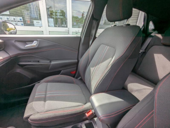 Photo 29 du bon plan FORD Puma 1.0 EcoBoost Hybrid 125ch ST Line S&S occasion à 24855 €