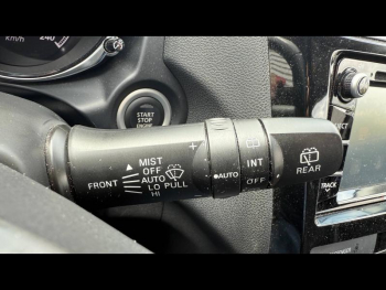 Photo 8 du bon plan MITSUBISHI ASX 1.6 MIVEC 117ch Invite Style 2WD Euro6d-T occasion à 14900 €