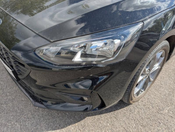 Photo 3 du bon plan FORD Focus SW 1.0 EcoBoost 125ch mHEV ST Line occasion à 15990 €