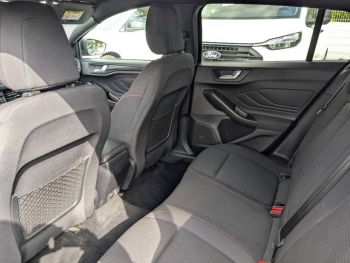 Photo 11 du bon plan FORD Focus SW 1.0 EcoBoost 125ch mHEV ST Line occasion à 15990 €