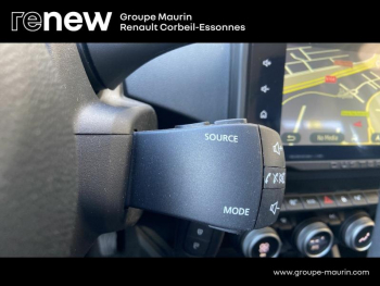 Photo 18 du bon plan DACIA Duster 1.3 TCe 150ch FAP  Journey 4x2 EDC occasion à 22940 €