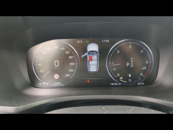 Photo 14 du bon plan VOLVO V60 Cross Country B4 AWD 197ch Pro Geartronic occasion à 27900 €