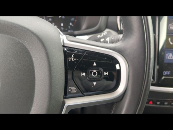 Photo 16 du bon plan VOLVO V60 Cross Country B4 AWD 197ch Pro Geartronic occasion à 27900 €